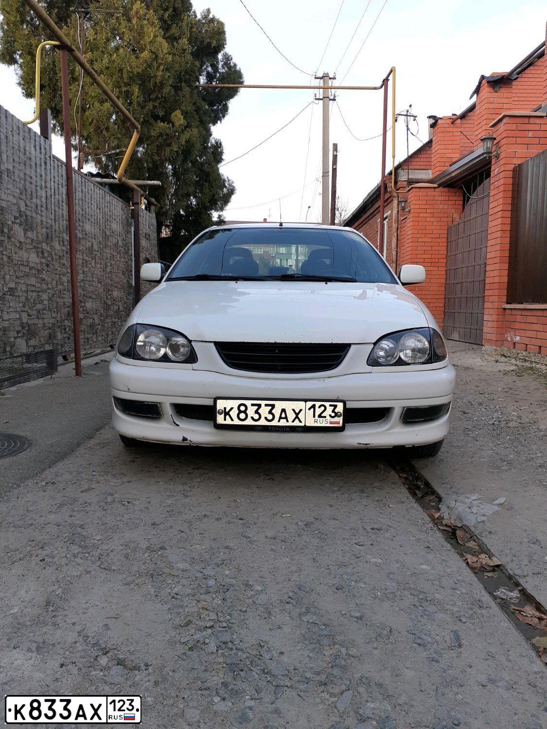 Фото автомобиля TOYOTA AVENSIS, 1998 — госномер С237СА23