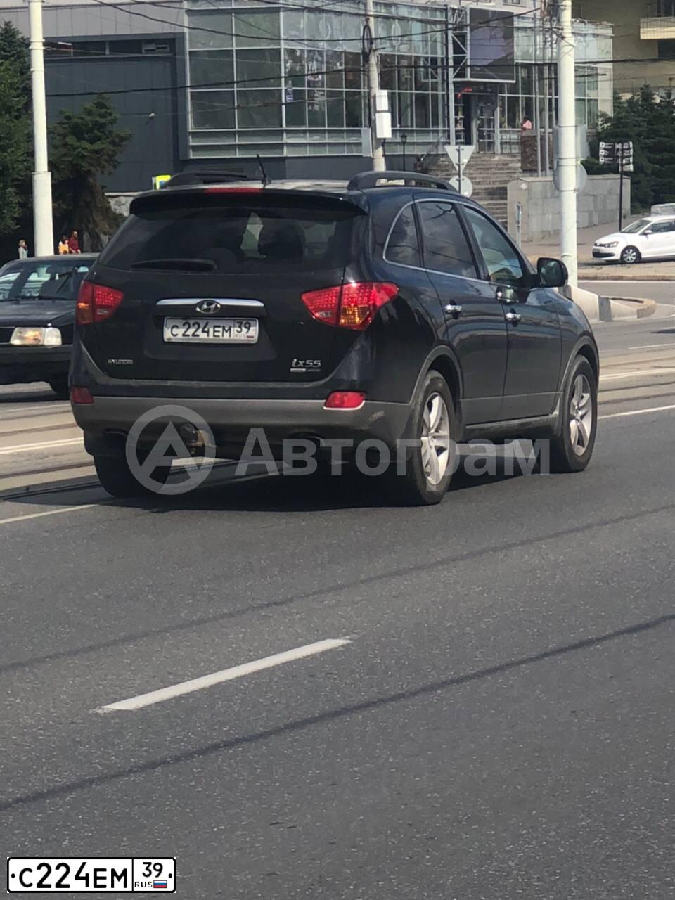 Фото автомобиля KIA SOUL, 2017 — госномер К987ТН123. Цвет: БЕЛЫЙ