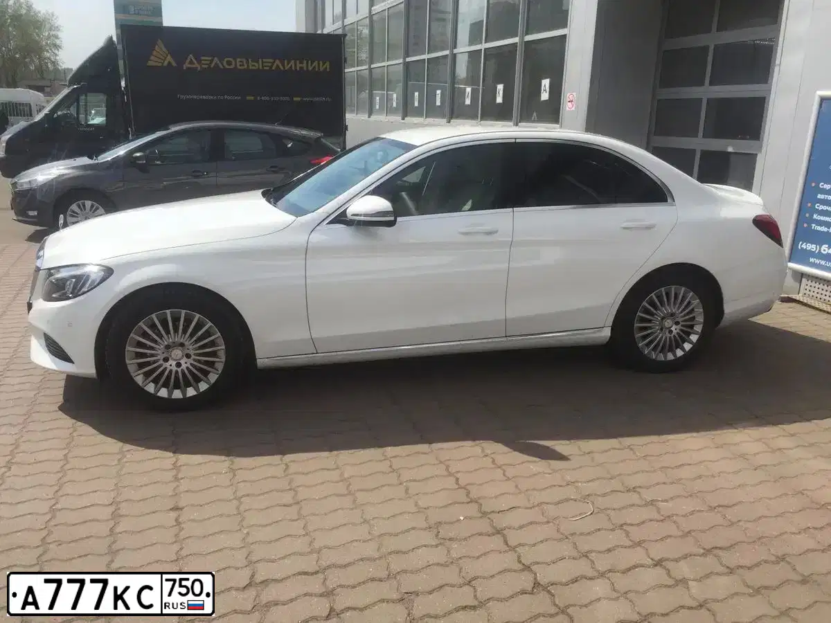 Фото автомобиля MERCEDES C-KLASSE, 2015 — госномер А777КС750. Цвет: Белый