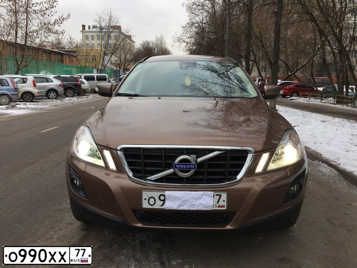 Фото автомобиля NISSAN QASHQAI, 2013 — госномер У013МК178. Цвет: ЧЕРНЫЙ