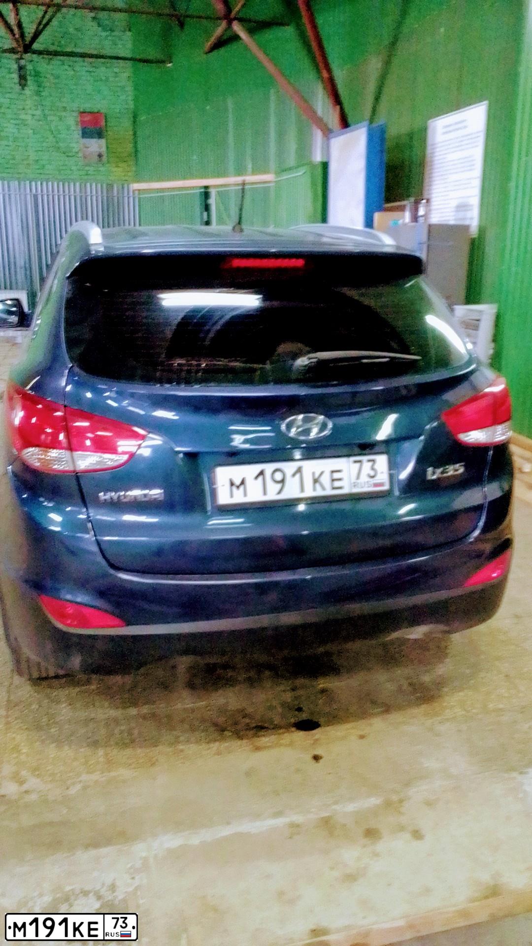 Фото автомобиля HYUNDAI IX35, 2010 — госномер М191КЕ73. Цвет: ТЕМНО-СИНИЙ
