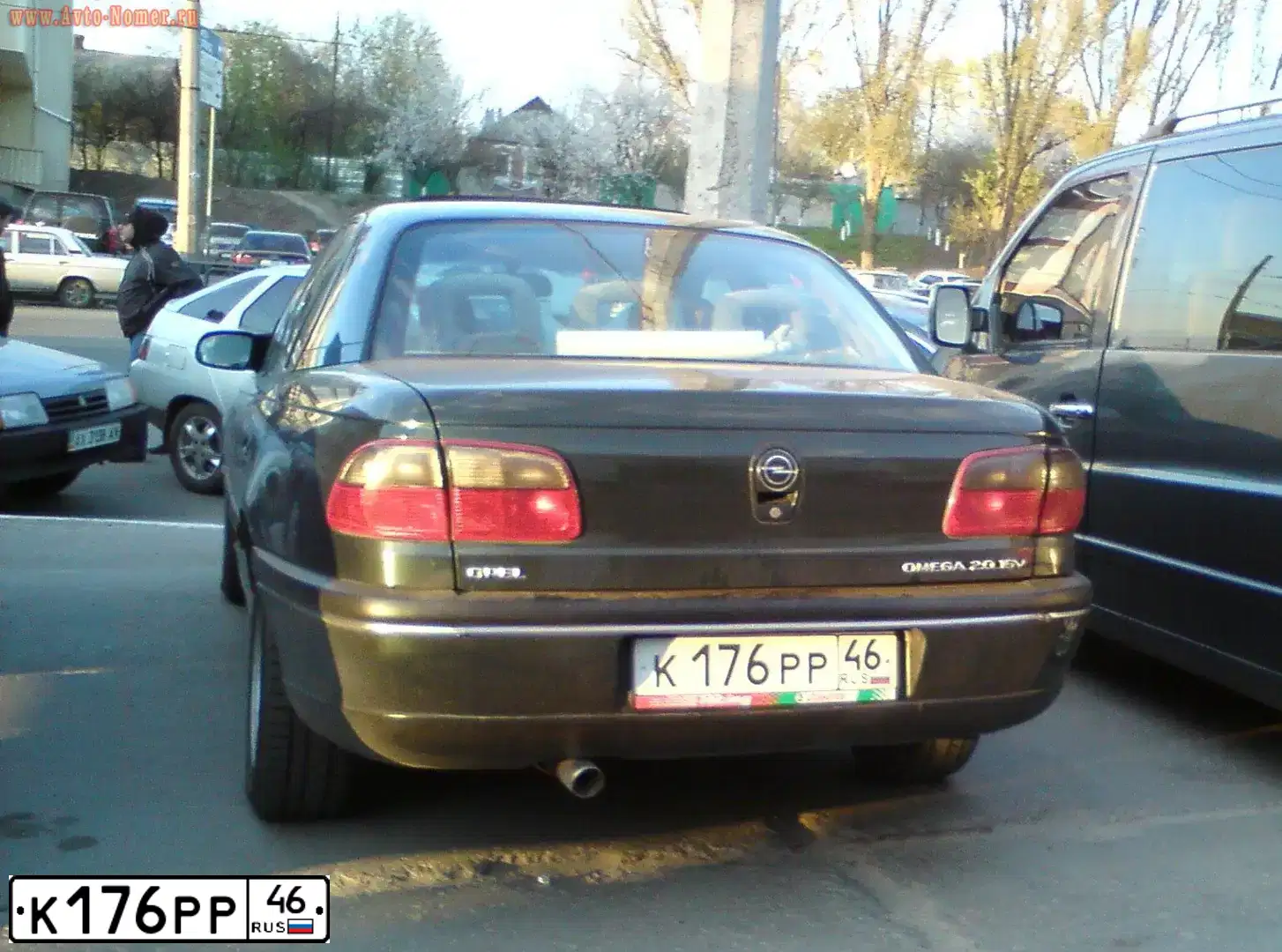 Фото автомобиля OPEL OMEGA, 1996 — госномер К176РР46. Цвет: ЗЕЛЕНЫЙ (ПЕРЛАМУТРОВО-ЗЕЛЕНЫЙ)