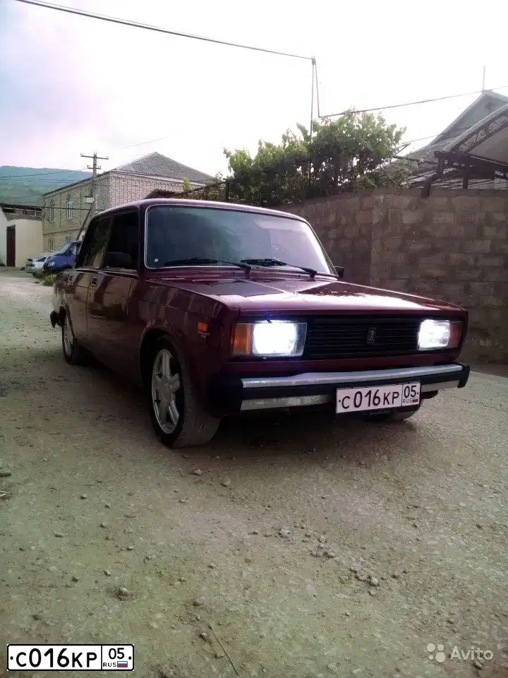Фото автомобиля LADA 2105, 2003 — госномер С016КР05. Цвет: ТЕМНО-БОРДОВЫЙ