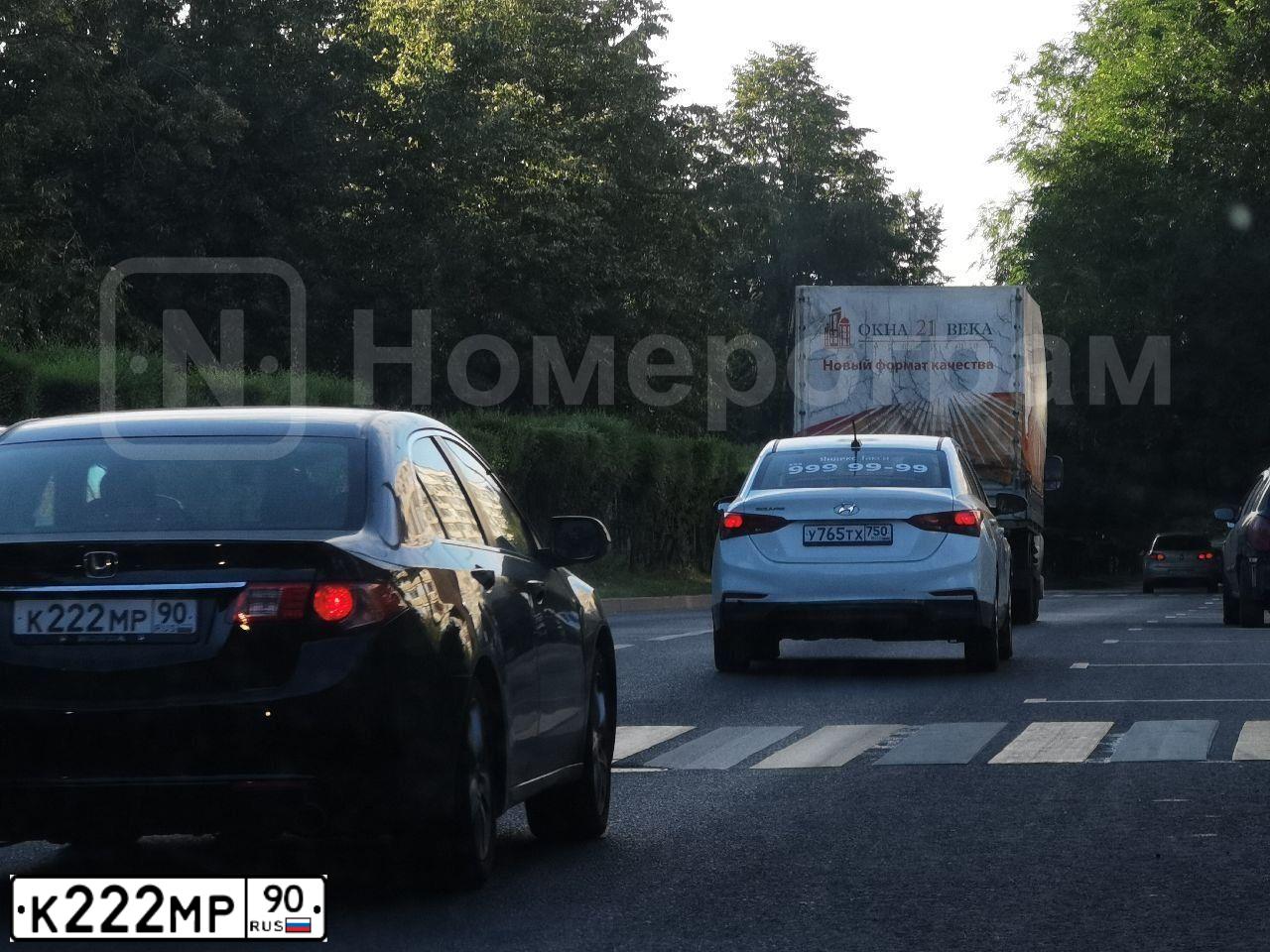 Фото автомобиля OPEL CORSA, 2002 — госномер К222МР90. Цвет: ЧЕРНЫЙ