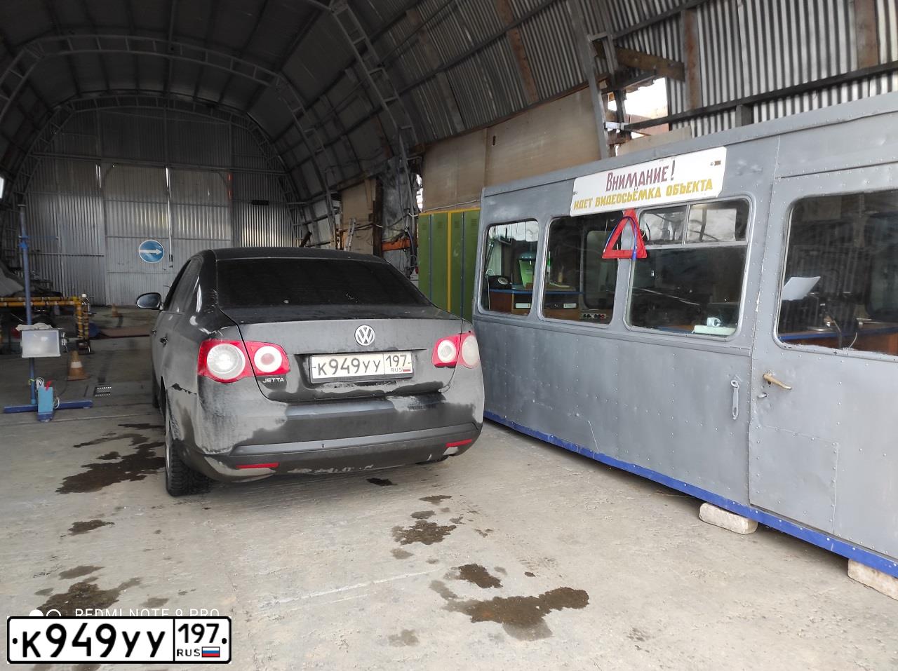 Фото автомобиля VOLKSWAGEN JETTA, 2010 — госномер К316ОЕ67. Цвет: ЧЕРНЫЙ