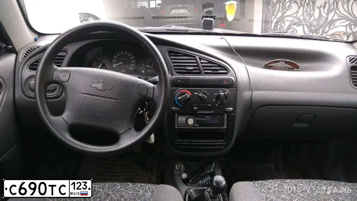 Фото автомобиля CHEVROLET LANOS, 2007 — госномер М413АО180