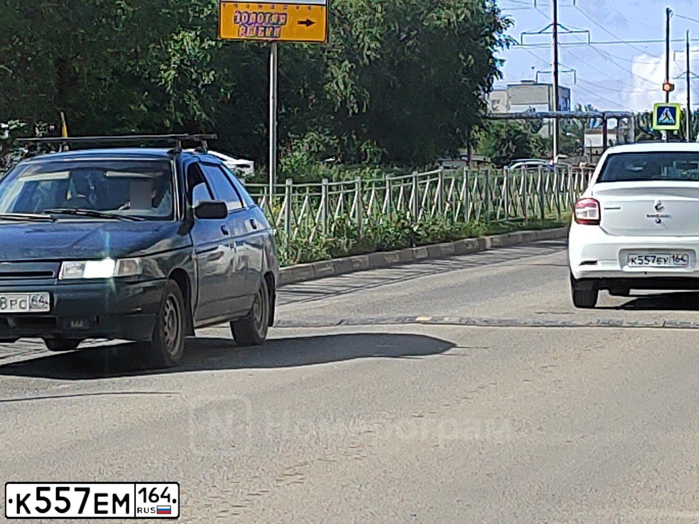 Фото автомобиля VOLKSWAGEN POLO, 2016 — госномер К557ЕМ164. Цвет: Белый
