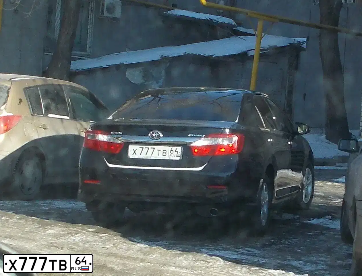 Фото автомобиля TOYOTA LANDCRUISER, 2012 — госномер А777МР164. Цвет: ЧЕРНЫЙ