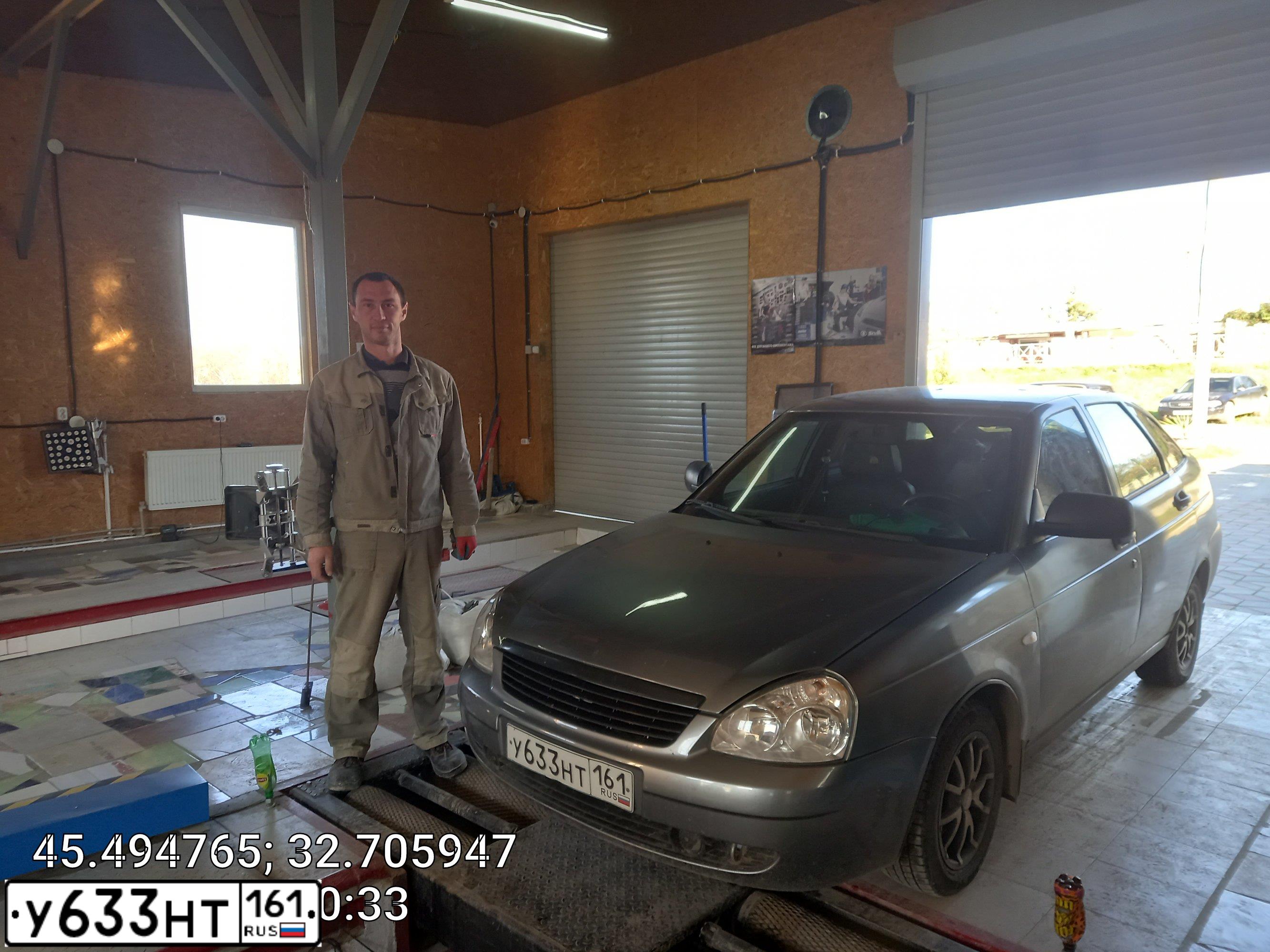 Фото автомобиля LADA PRIORA, 2008 — госномер Н114ОЕ82. Цвет: СРЕДНИЙ СЕРО-ЗЕЛ МЕТ