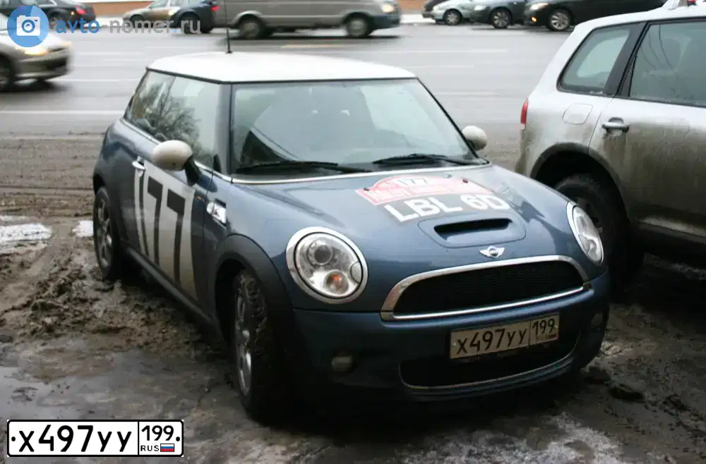 Фото автомобиля MINI МИНИ СООРЕR S, 2009 — госномер Х497УУ199. Цвет: СВЕТЛО-СИНИЙ