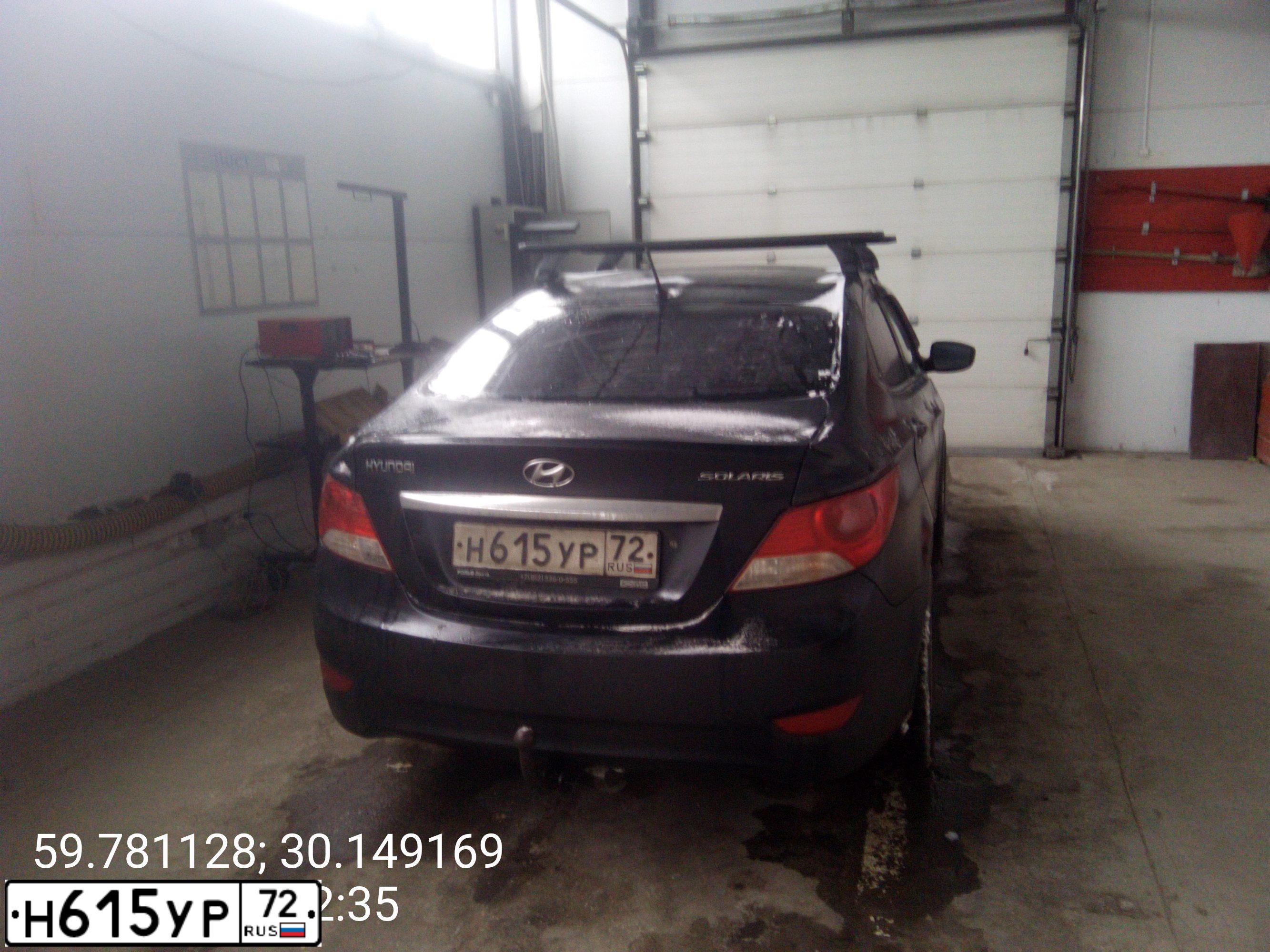 Фото автомобиля HYUNDAI SOLARIS, 2011 — госномер М322СТ198. Цвет: ЧЕРНЫЙ