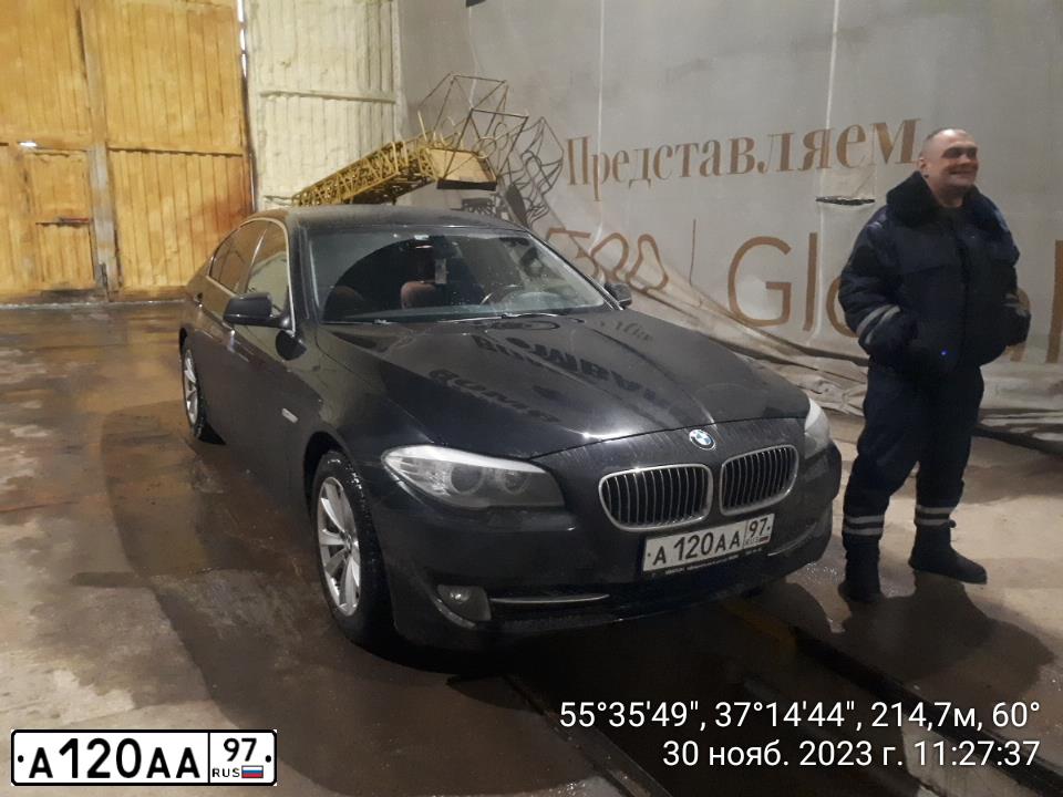 Фото автомобиля LADA 2110, 2000 — госномер А120АА97. Цвет: СЕРЕБРИСТО-ЖЕЛТО-ЗЕЛЕНЫЙ