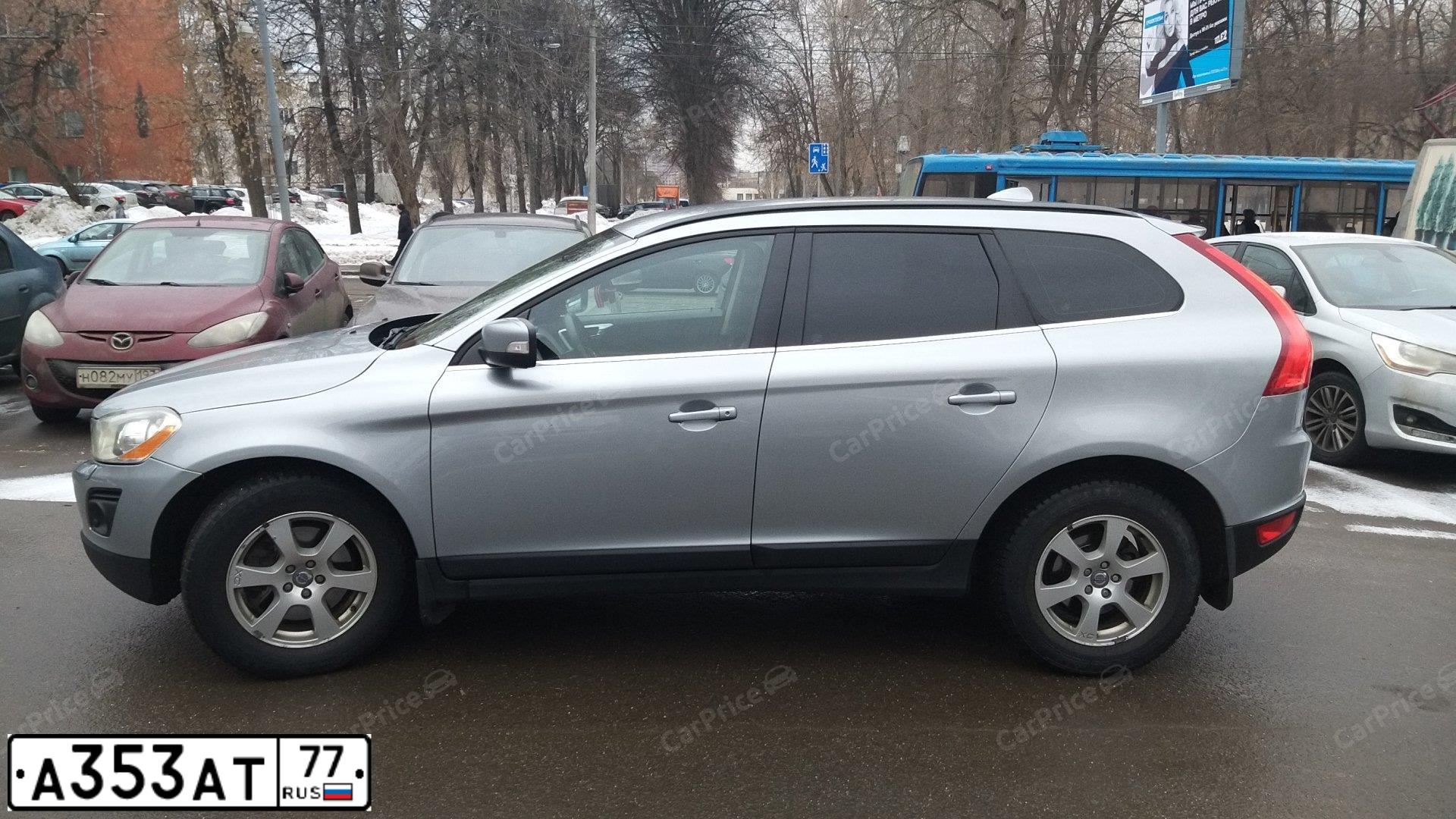 Фото автомобиля VOLVO XC60, 2011 — госномер С527НО799. Цвет: СЕРЫЙ