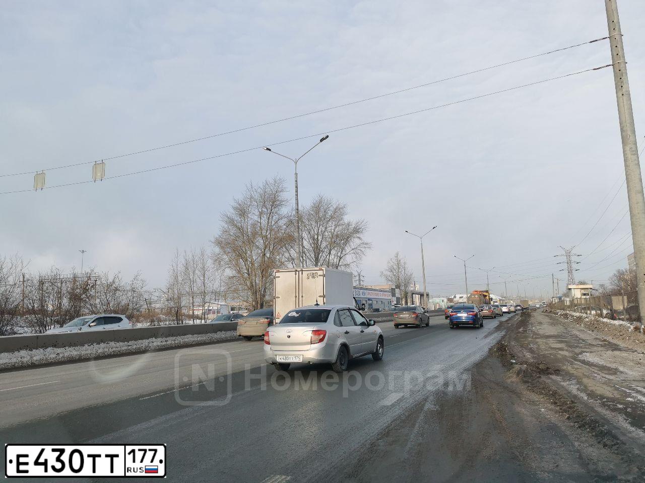 Фото автомобиля CHEVROLET LACETTI, 2007 — госномер М767ОЕ45. Цвет: ЗЕЛЕНЫЙ