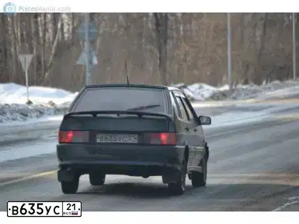 Фото автомобиля LADA 2114 SAMARA, 2005 — госномер В635УС21. Цвет: ЧЕРНЫЙ