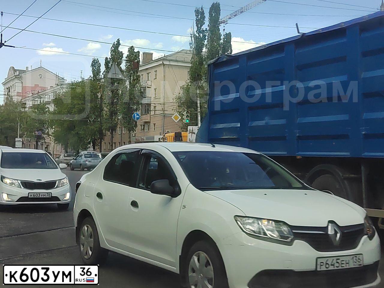 Фото автомобиля KIA RIO, 2012 — госномер К603УМ36