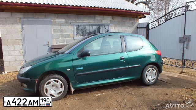 Фото автомобиля PEUGEOT 206, 2002 — госномер А422АМ190. Цвет: ЗЕЛЕНЫЙ
