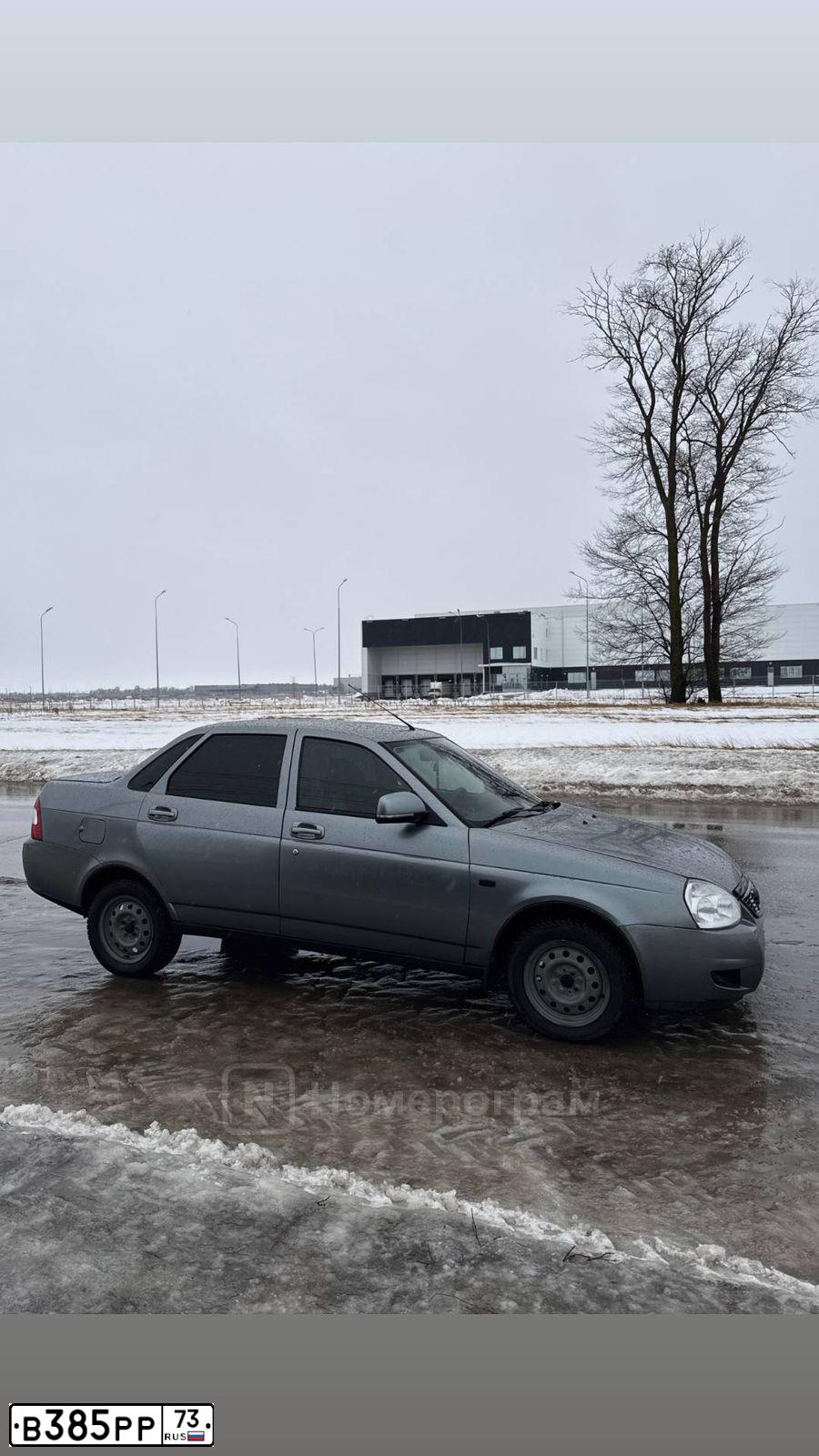Фото автомобиля LADA 2170 PRIORA, 2008 — госномер В385РР73. Цвет: СРЕДНИЙ СЕРО-ЗЕЛЕНЫЙ МЕТ