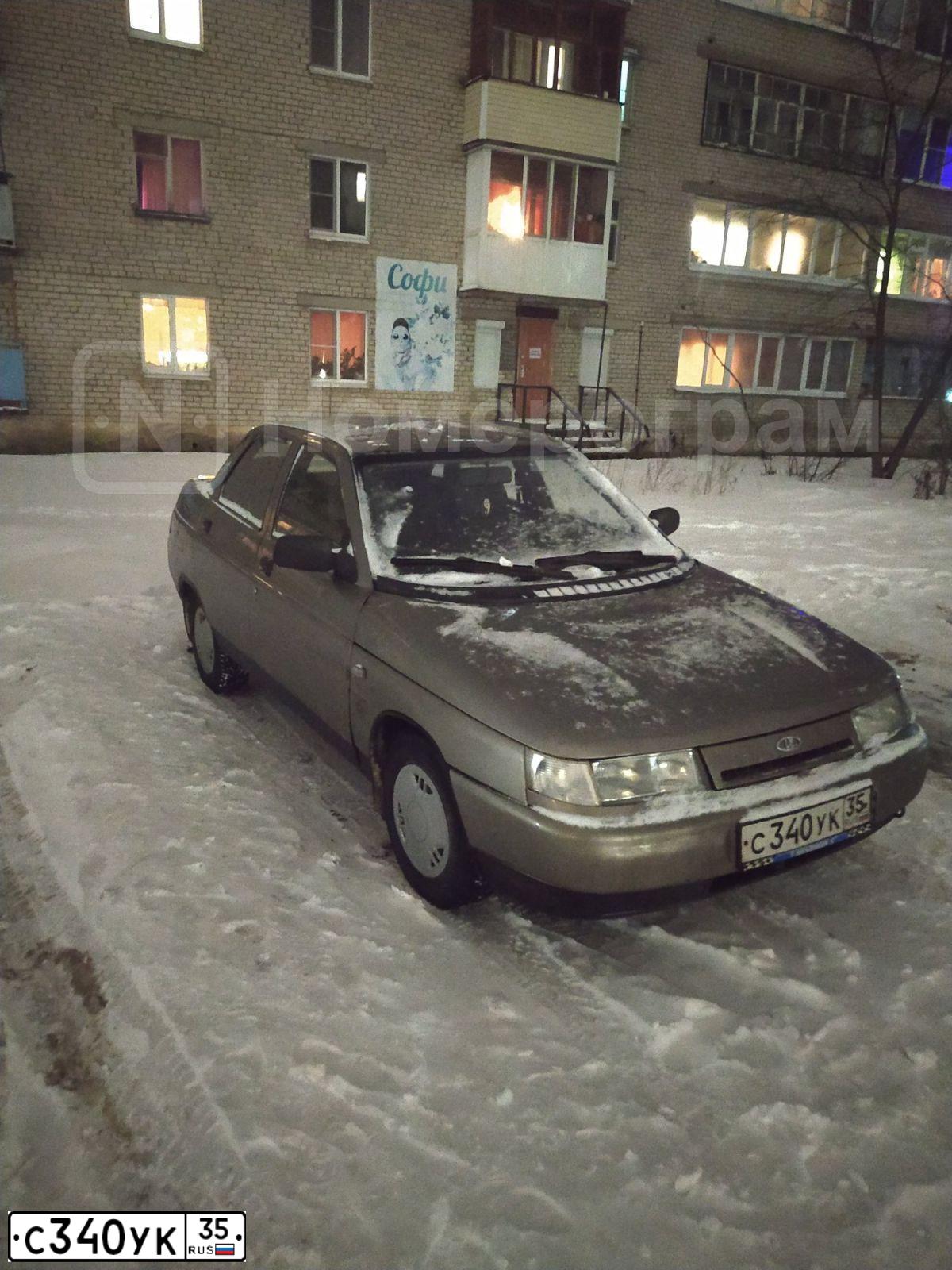 Фото автомобиля LADA 2110, 2002 — госномер С340УК35. Цвет: СЕРО-ЗЕЛЕНЫЙ