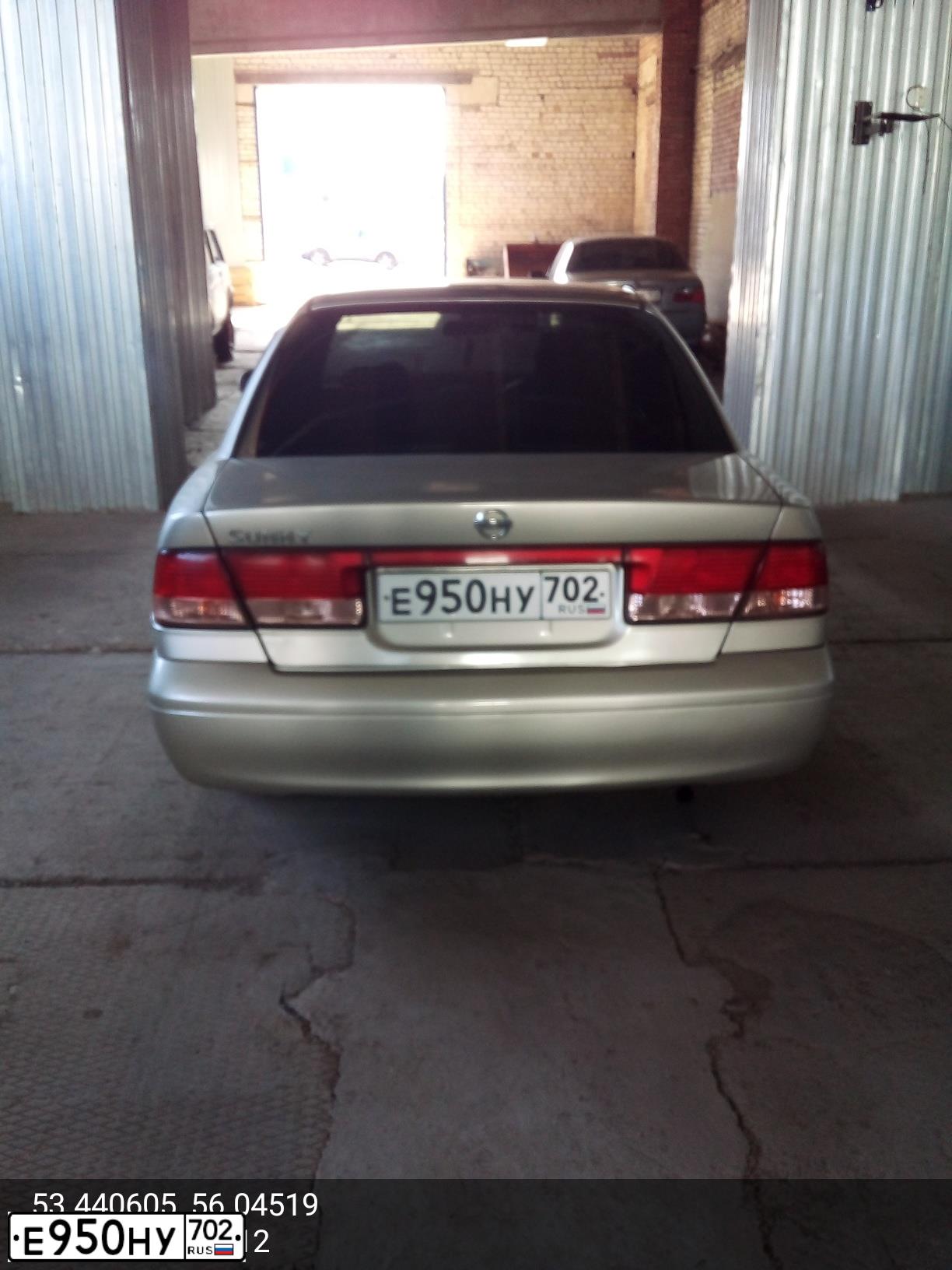 Фото автомобиля NISSAN SUNNY, 2002 — госномер Е372ВР702