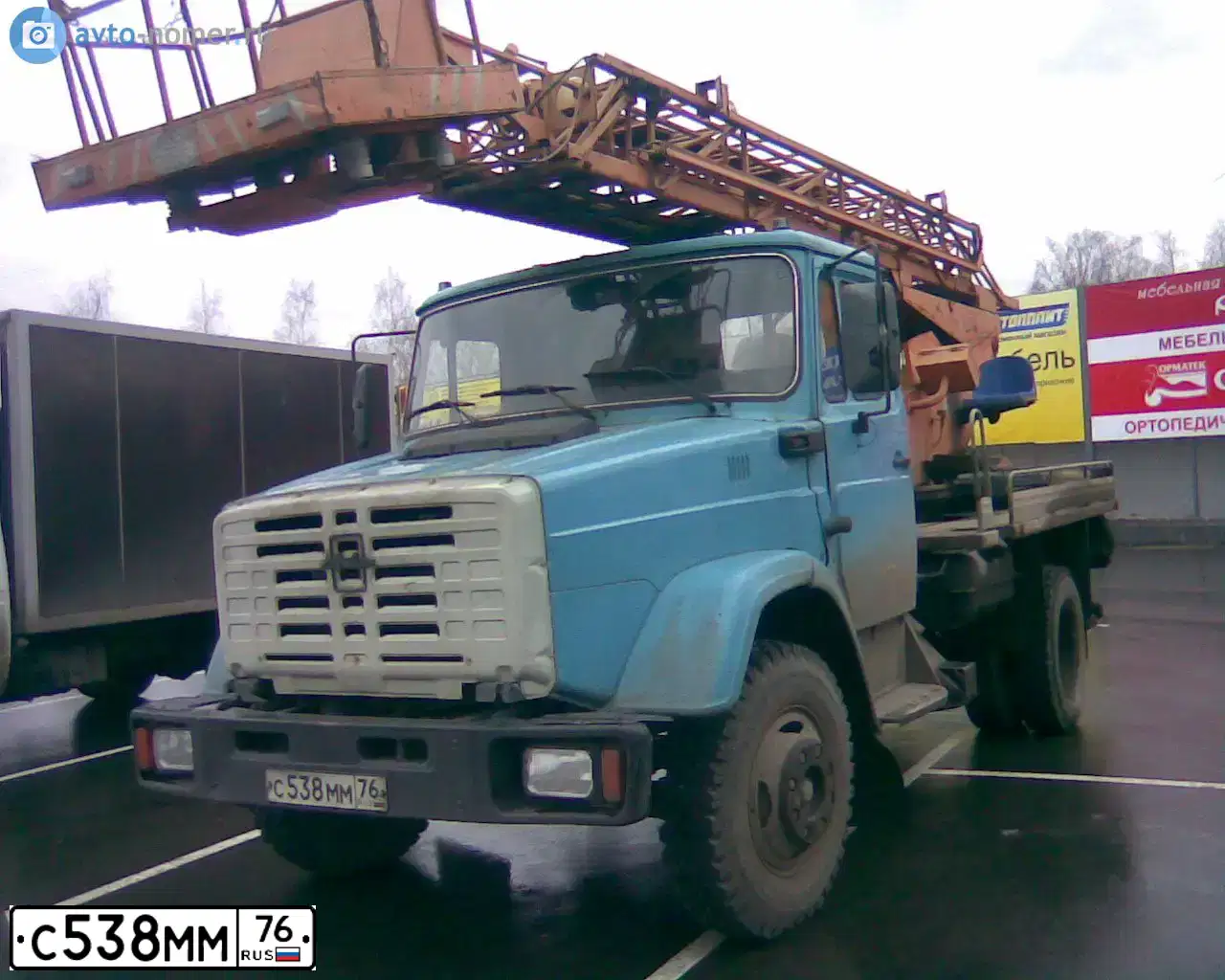 Фото автомобиля ZIL 433362 /4X2/ CHASSIS, 2006 — госномер С538ММ76. Цвет: СИНИЙ
