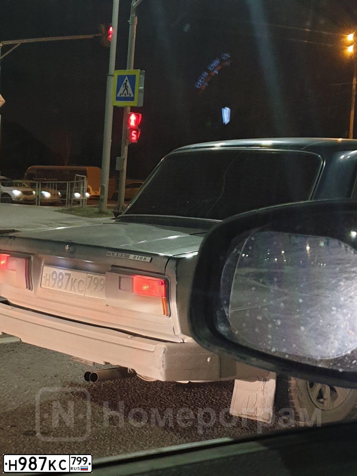 Фото автомобиля LADA 2105, 2007 — госномер Н987КС799. Цвет: Темно-зеленый