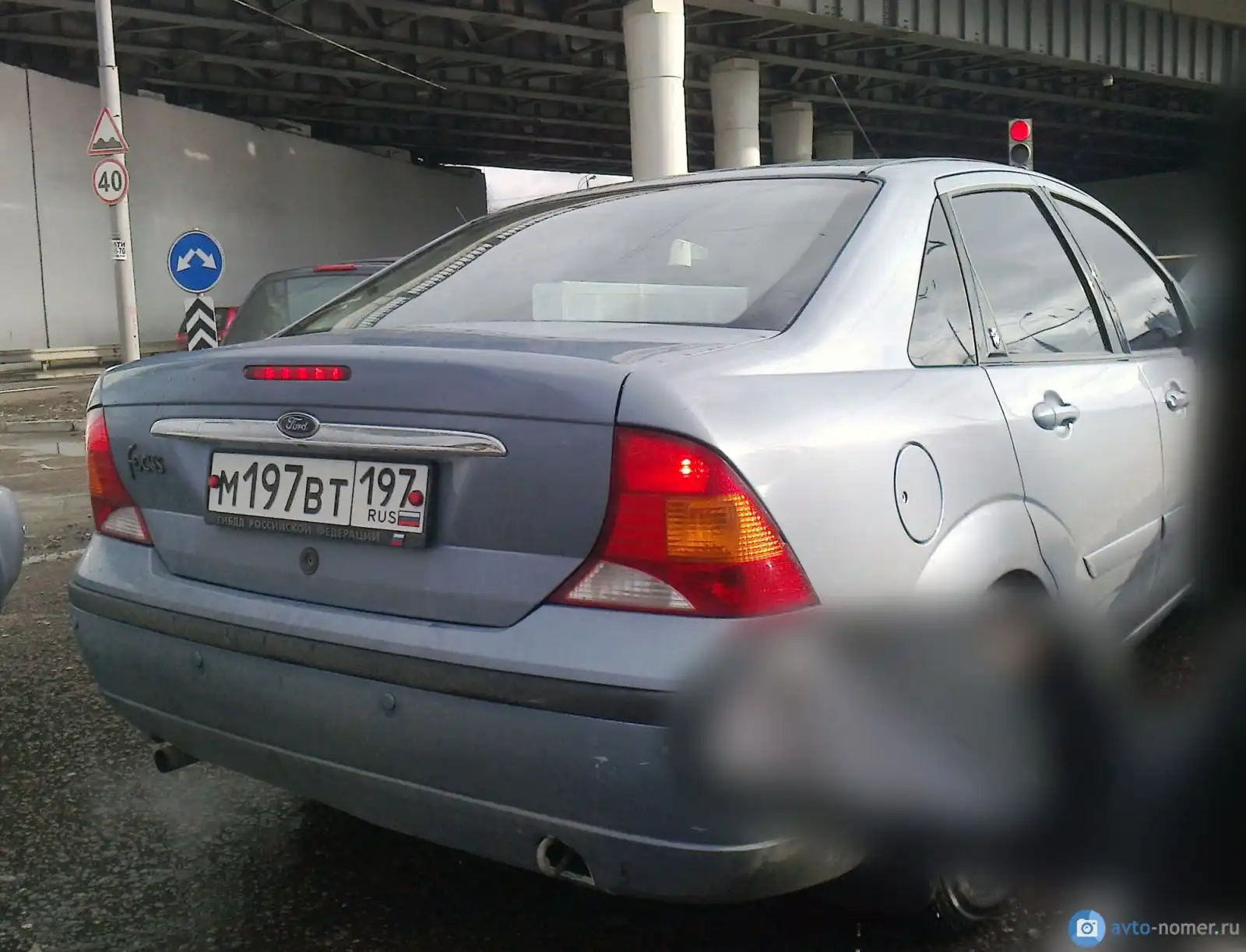 Фото автомобиля FORD FOCUS, 2004 — госномер Н999НТ197. Цвет: СВЕТЛО-СЕРО-ГОЛУБОЙ