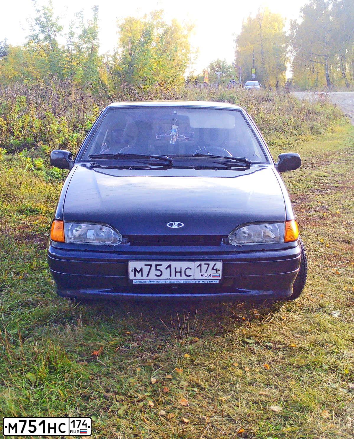 Фото автомобиля LADA 2114 SAMARA, 2011 — госномер М751НС174. Цвет: СИНЕ- ЧЕРНЫЙ
