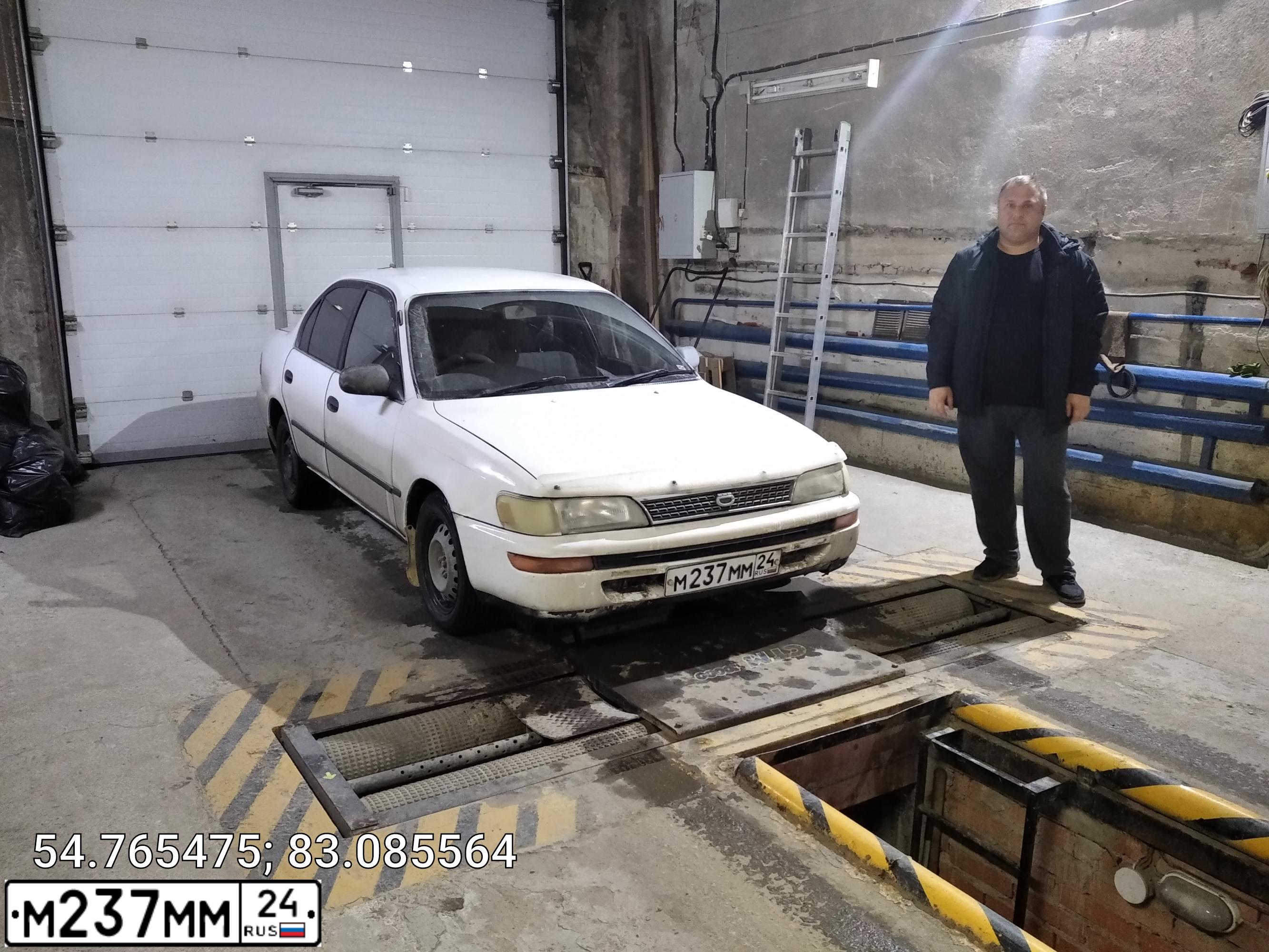Фото автомобиля TOYOTA COROLLA, 1992 — госномер Р203СМ154