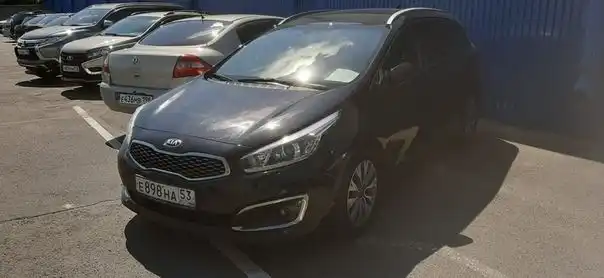 Фото автомобиля KIA CEE'D, 2018 — госномер Х672СВ73. Цвет: ЧЕРНЫЙ ПЕРЛАМУТР