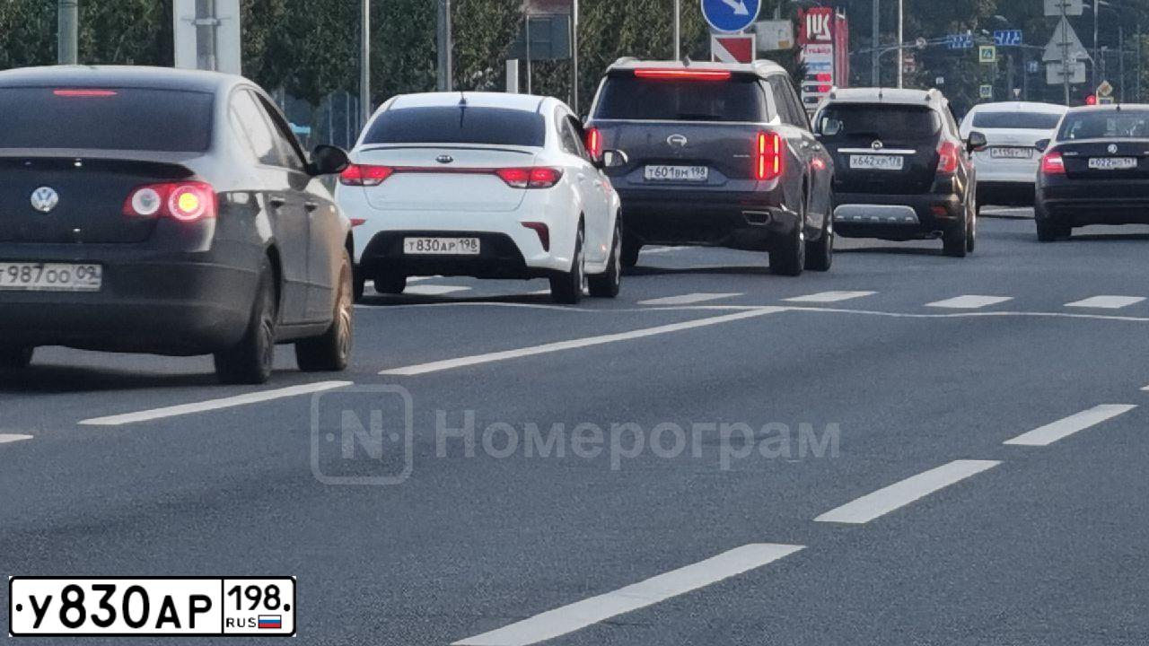 Фото автомобиля AUDI A5, 2010 — госномер Р665СС48