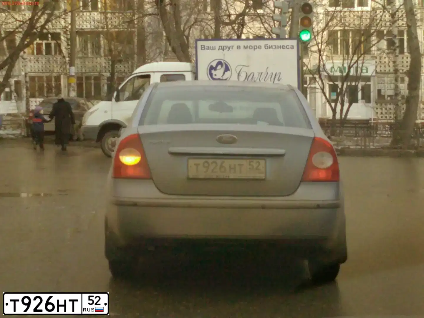 Фото автомобиля FORD FOCUS, 2007 — госномер Н800КО152. Цвет: Светло-Серо-Голубой