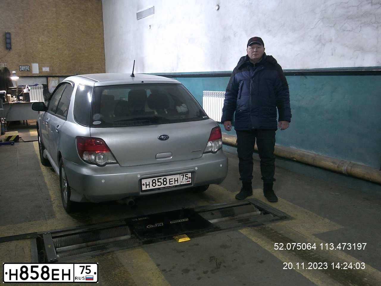 Фото автомобиля KIA RIO, 2017 — госномер С345РВ40. Цвет: БЕЛЫЙ-ЖЕЛТЫЙ-СЕРЫЙ