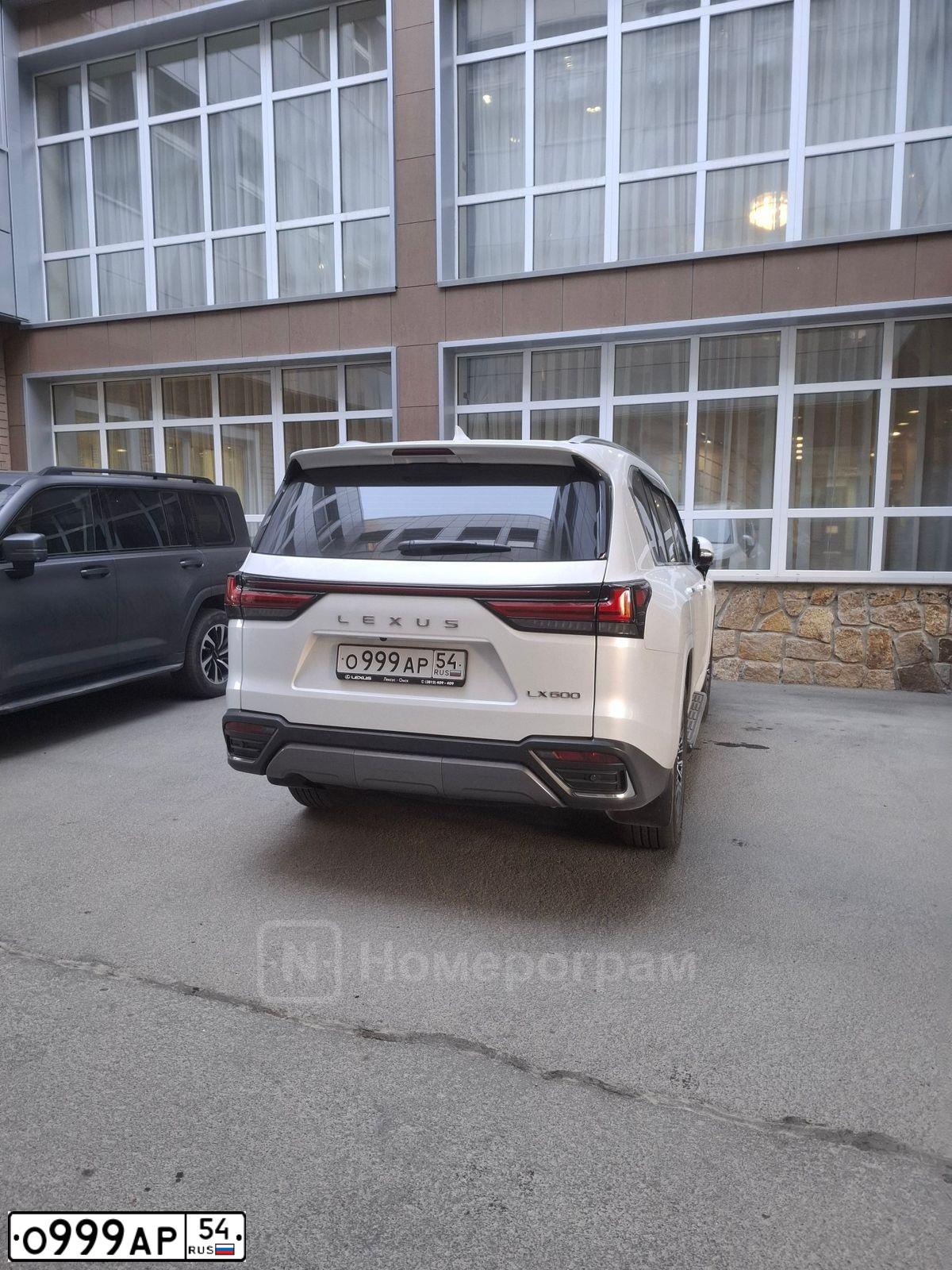Фото автомобиля TOYOTA LAND CRUISER 200, 2018 — госномер Н790ОО142