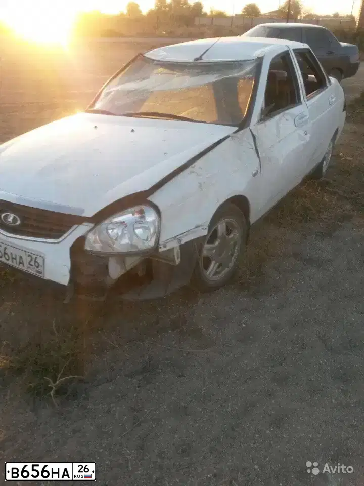 Фото автомобиля LADA 2170 PRIORA, 2013 — госномер Е708АТ126. Цвет: Белый