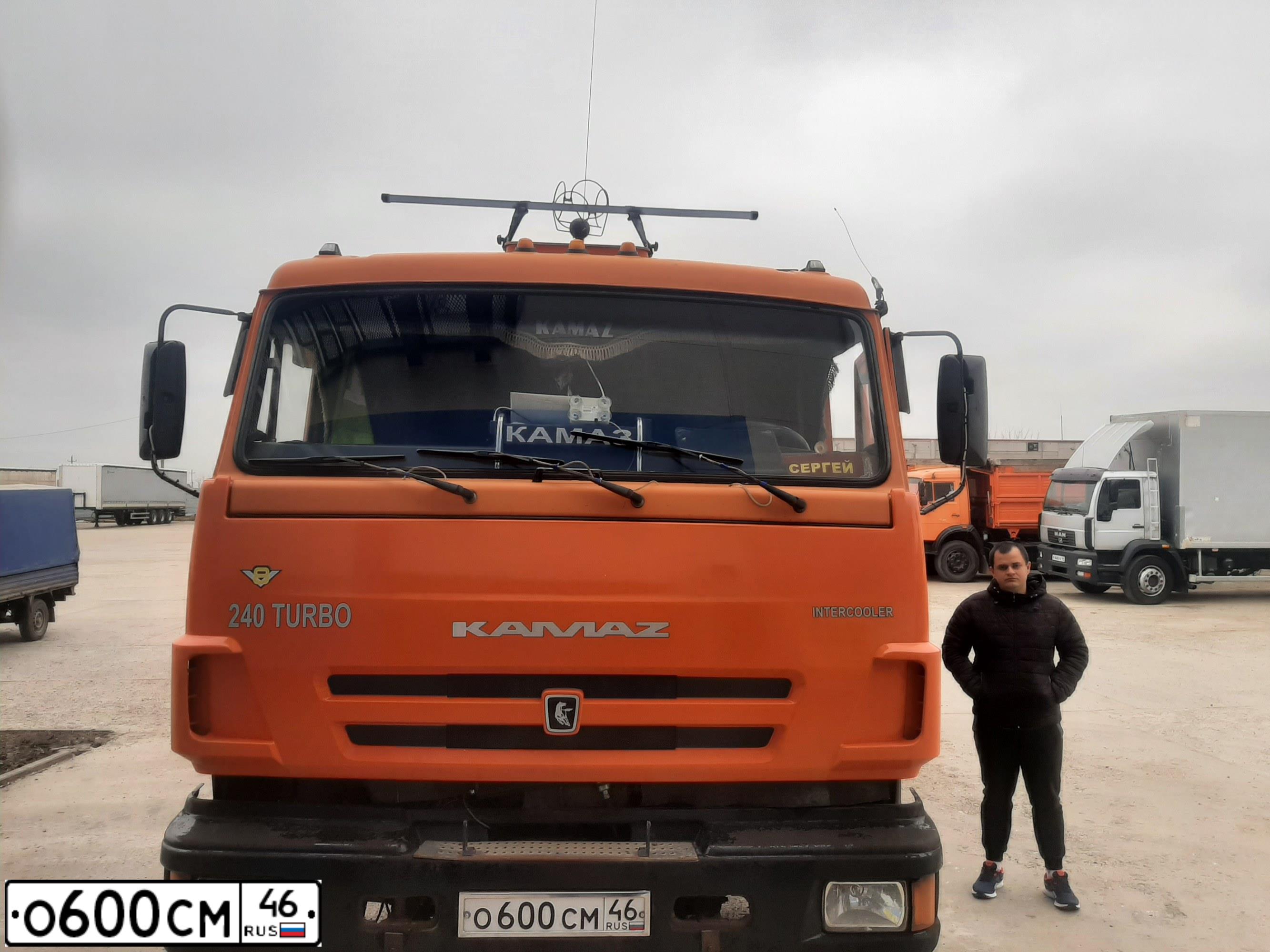 Фото автомобиля KAMAZ 65115 /6X4/, 2008 — госномер О600СМ46. Цвет: Оранжевый