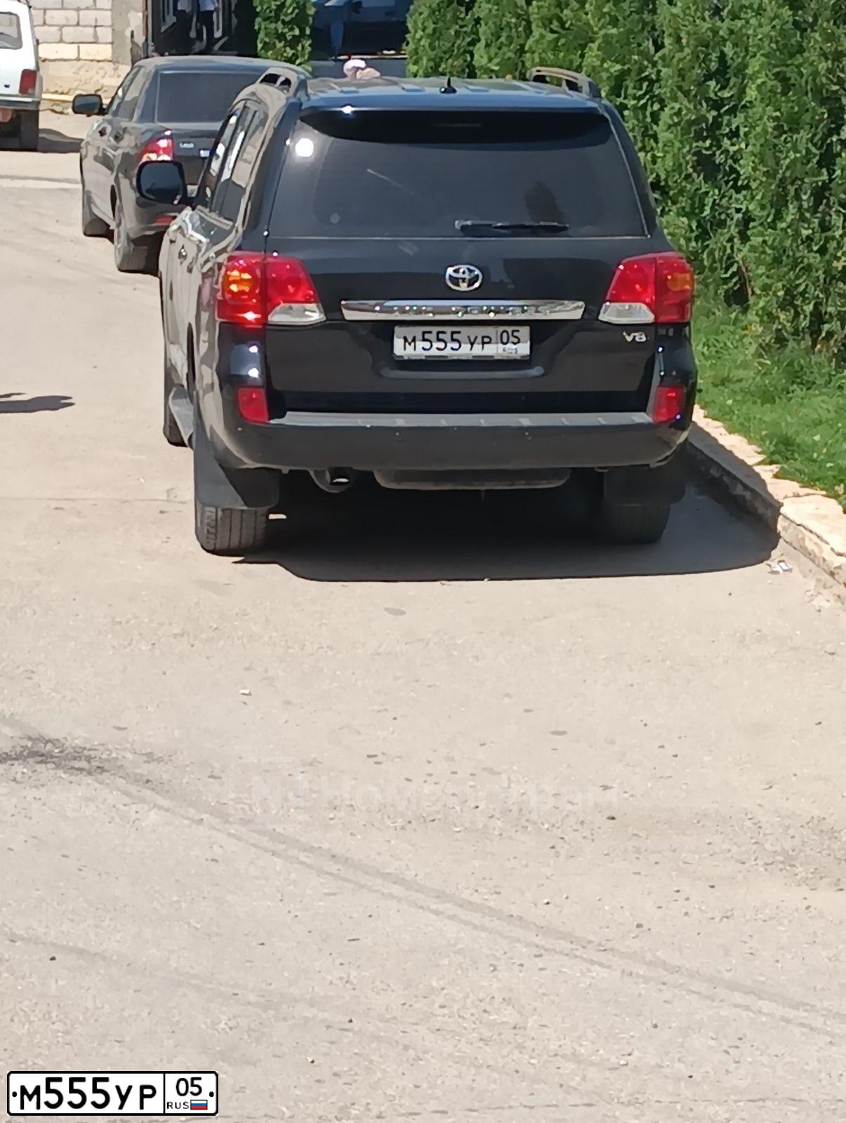 Фото автомобиля GAZ 3302 GAZEL, 1996 — госномер М555УР05. Цвет: ИНЫЕ ЦВЕТА