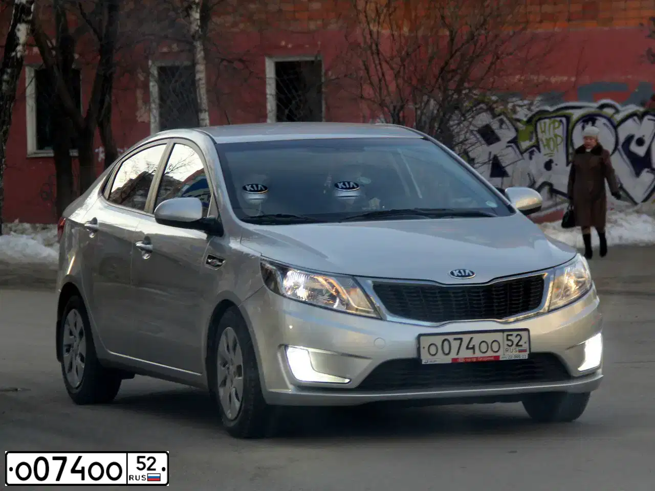 Фото автомобиля TOYOTA CAMRY, 2016 — госномер Т091СЕ152. Цвет: ЧЕРНЫЙ