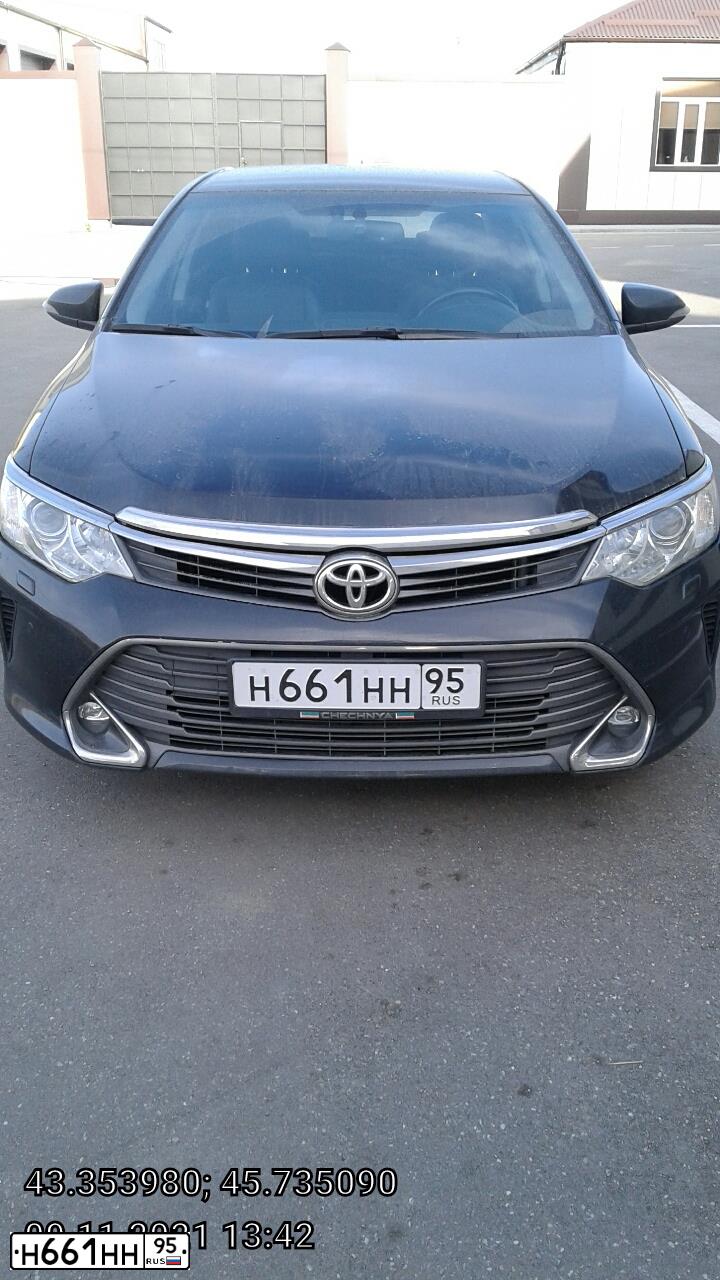 Фото автомобиля TOYOTA CAMRY, 2015 — госномер К001МС95. Цвет: ЧЕРНЫЙ МЕТАЛЛИК