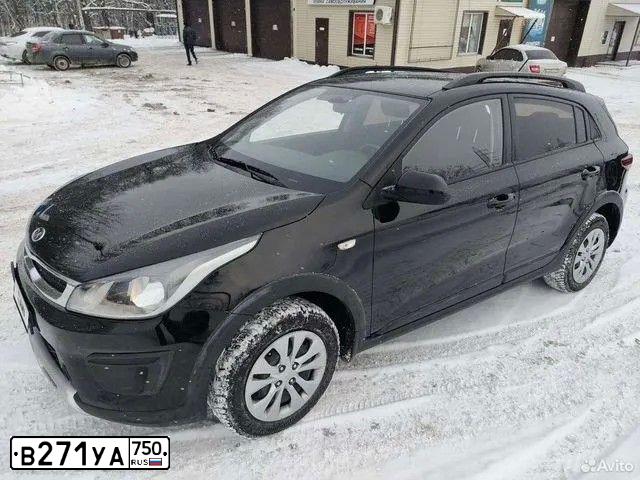 Фото автомобиля KIA RIO, 2019 — госномер Р409ВХ159. Цвет: ЧЕРНЫЙ