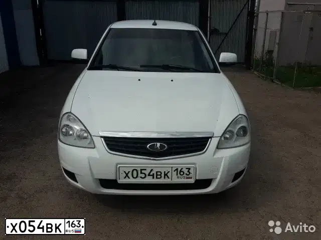 Фото автомобиля LADA 2172 PRIORA, 2012 — госномер А131ВМ156. Цвет: Белый