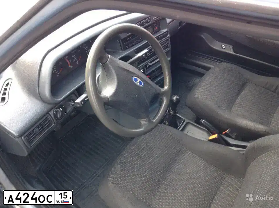 Фото автомобиля LADA 2114 SAMARA, 2007 — госномер Н156СО15. Цвет: СЕРЕБРИСТО-ЖЕЛТО-ГОЛУБОЙ