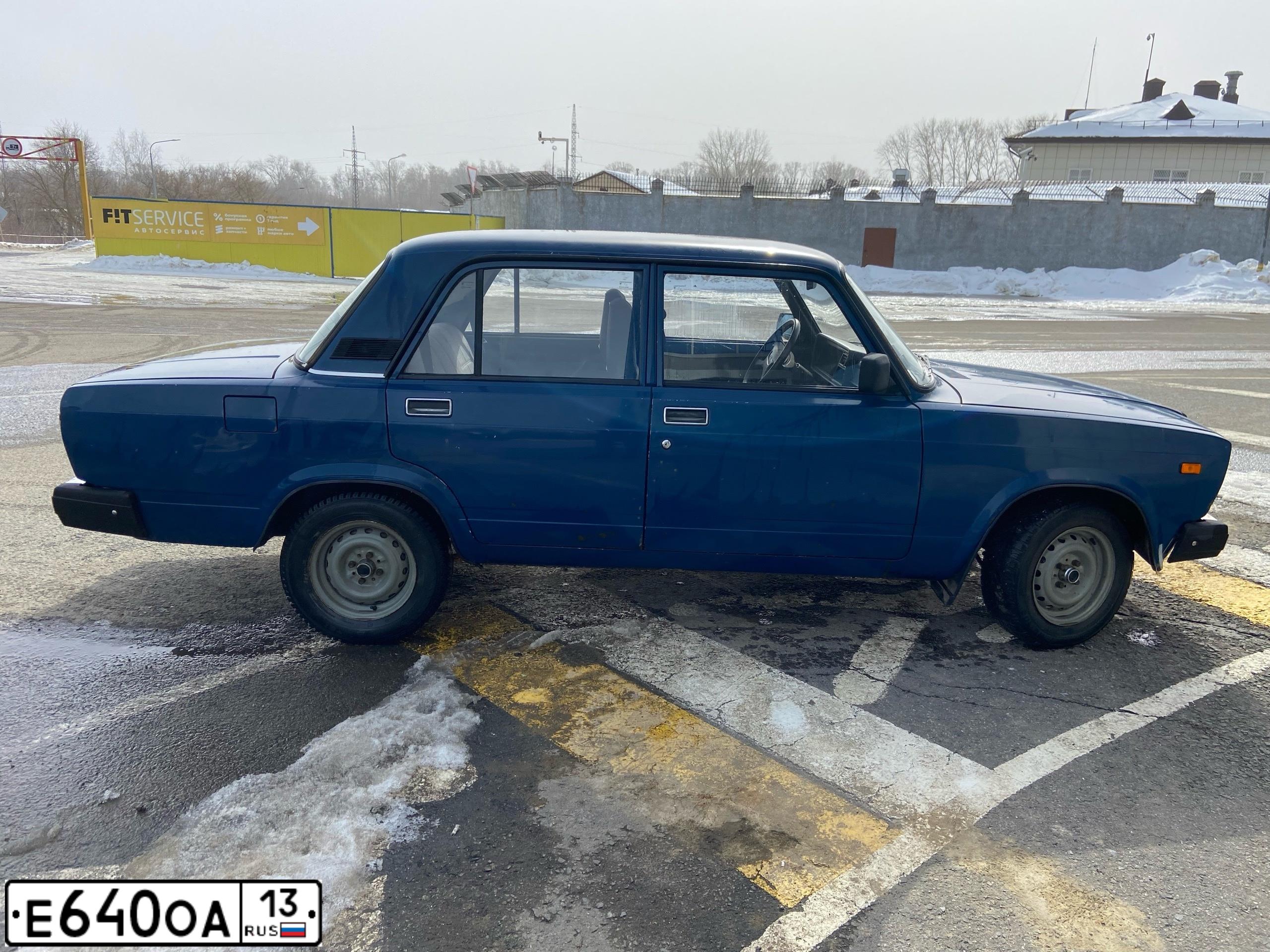 Фото автомобиля LADA 2107, 2008 — госномер М359УА13. Цвет: СИНЕ-ЗЕЛЕНЫЙ