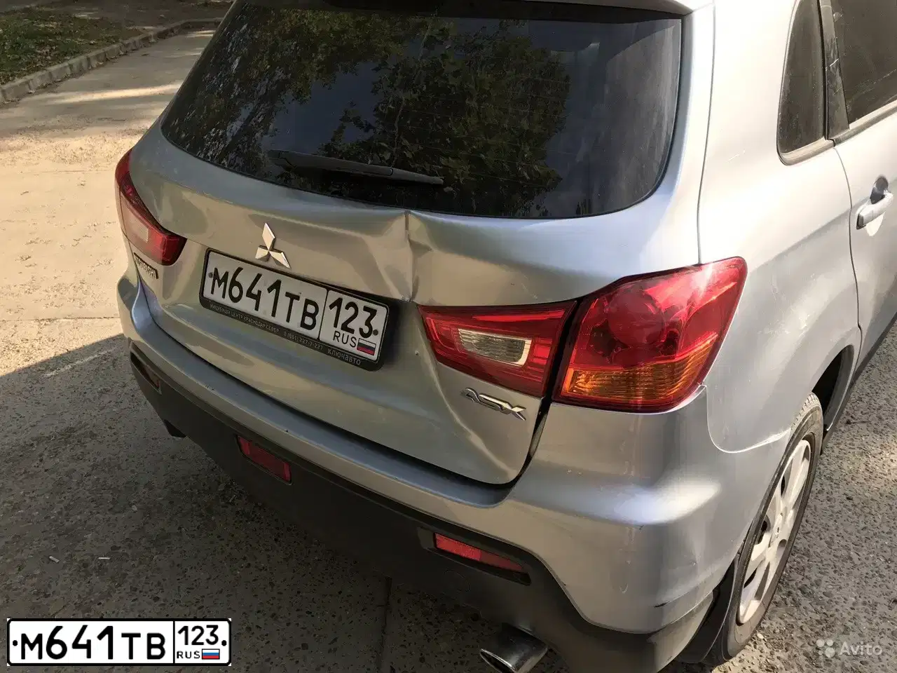 Фото автомобиля MITSUBISHI ASX, 2012 — госномер М641ТВ123. Цвет: СЕРЕБРИСТЫЙ