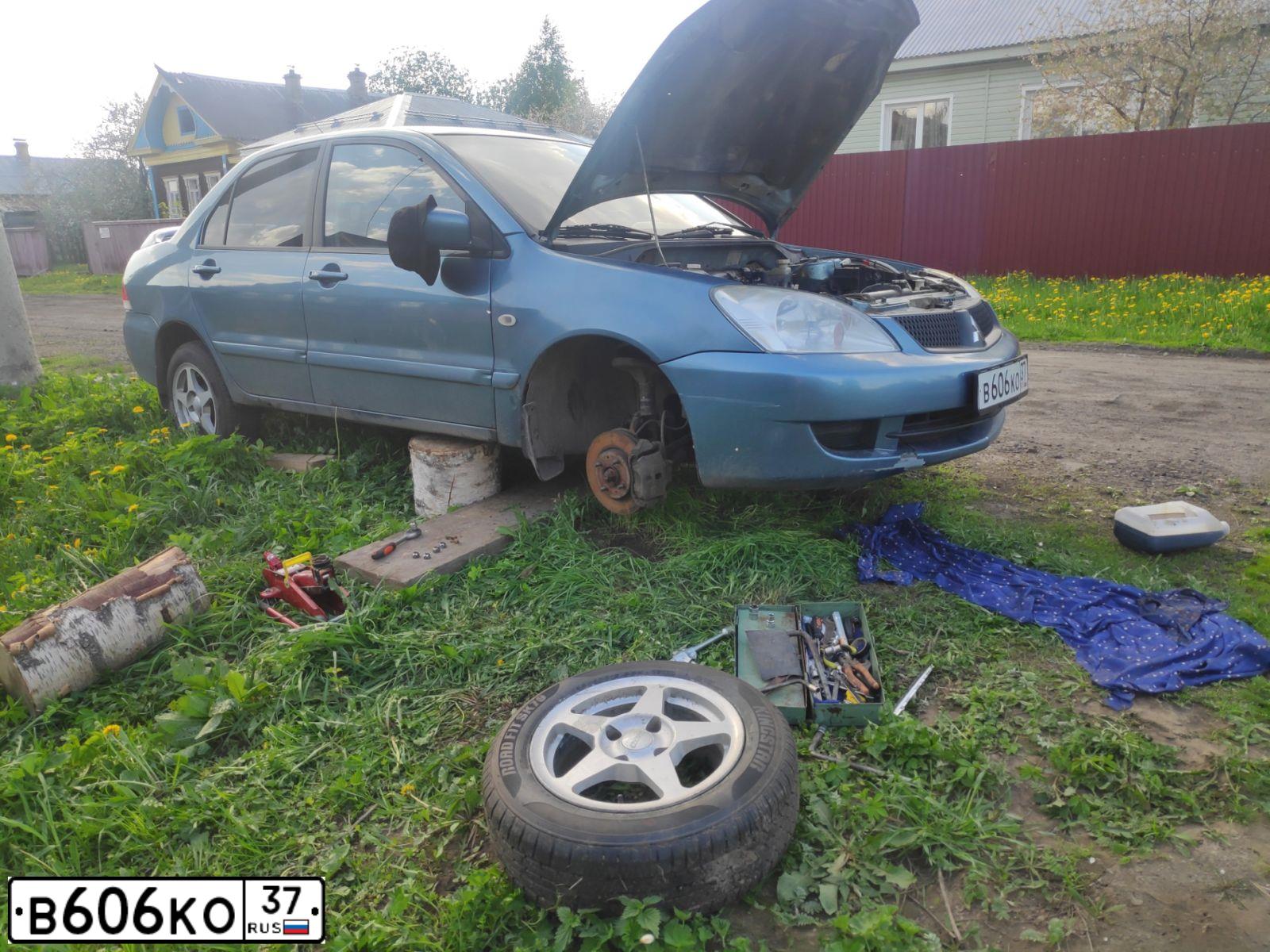 Фото автомобиля MITSUBISHI LANCER, 2006 — госномер В606КО37. Цвет: СЕРО-ЗЕЛЕНЫЙ