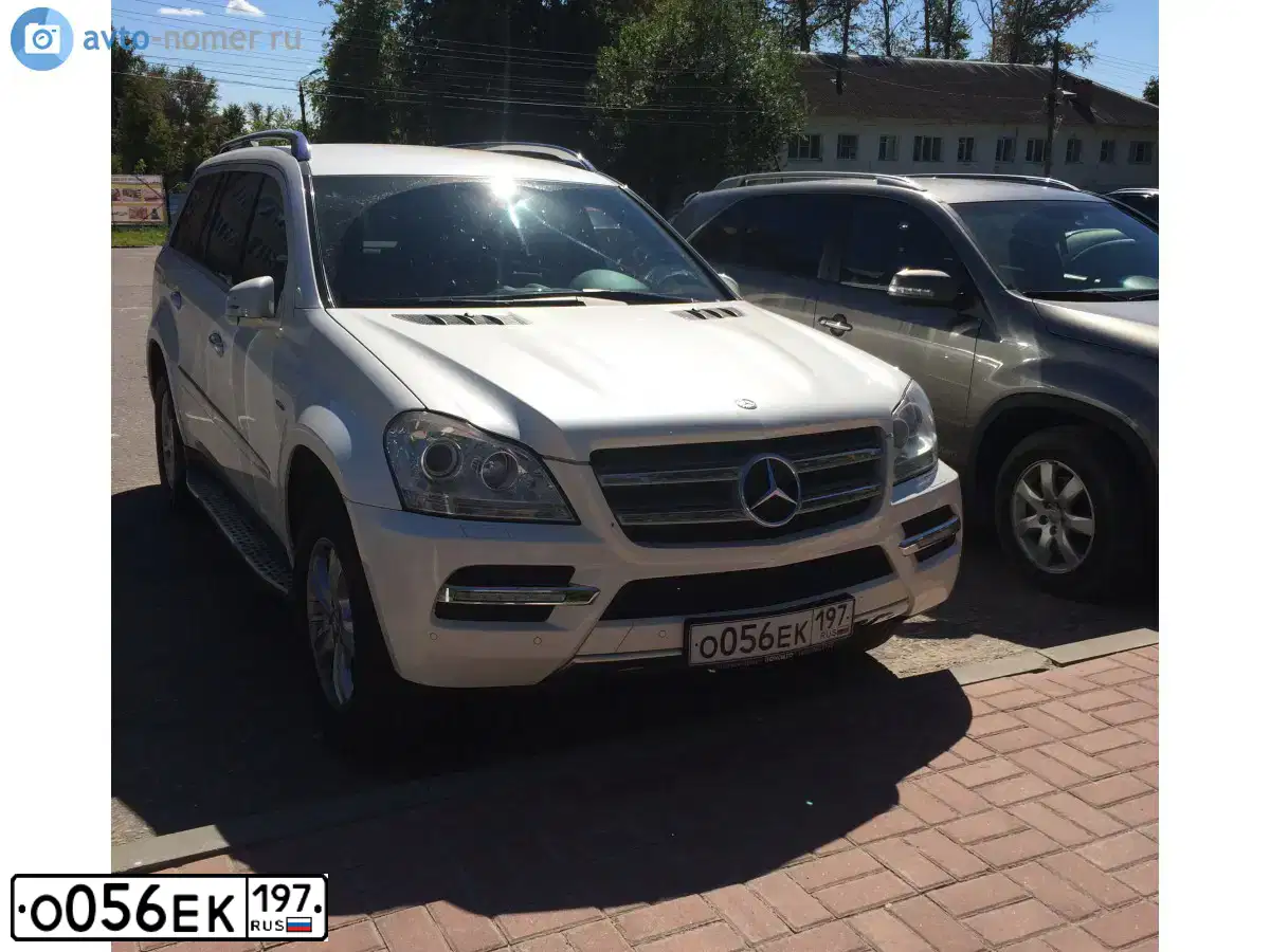 Фото автомобиля MERCEDES GL-KLASSE, 2010 — госномер О366МТ71. Цвет: БЕЛЫЙ