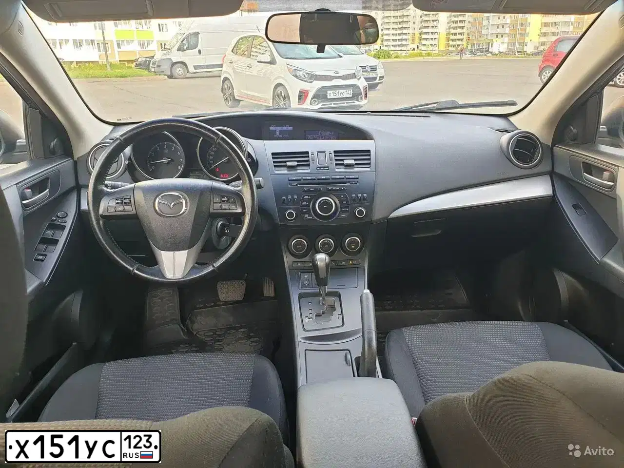Фото автомобиля KIA PICANTO / MORNING, 2018 — госномер Х151УС123. Цвет: Белый