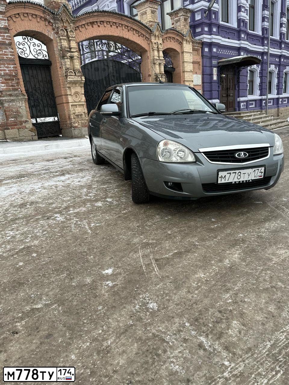Фото автомобиля LADA 2170 PRIORA, 2013 — госномер О356ХА774. Цвет: СЕРО-ЗЕЛЕНЫЙ
