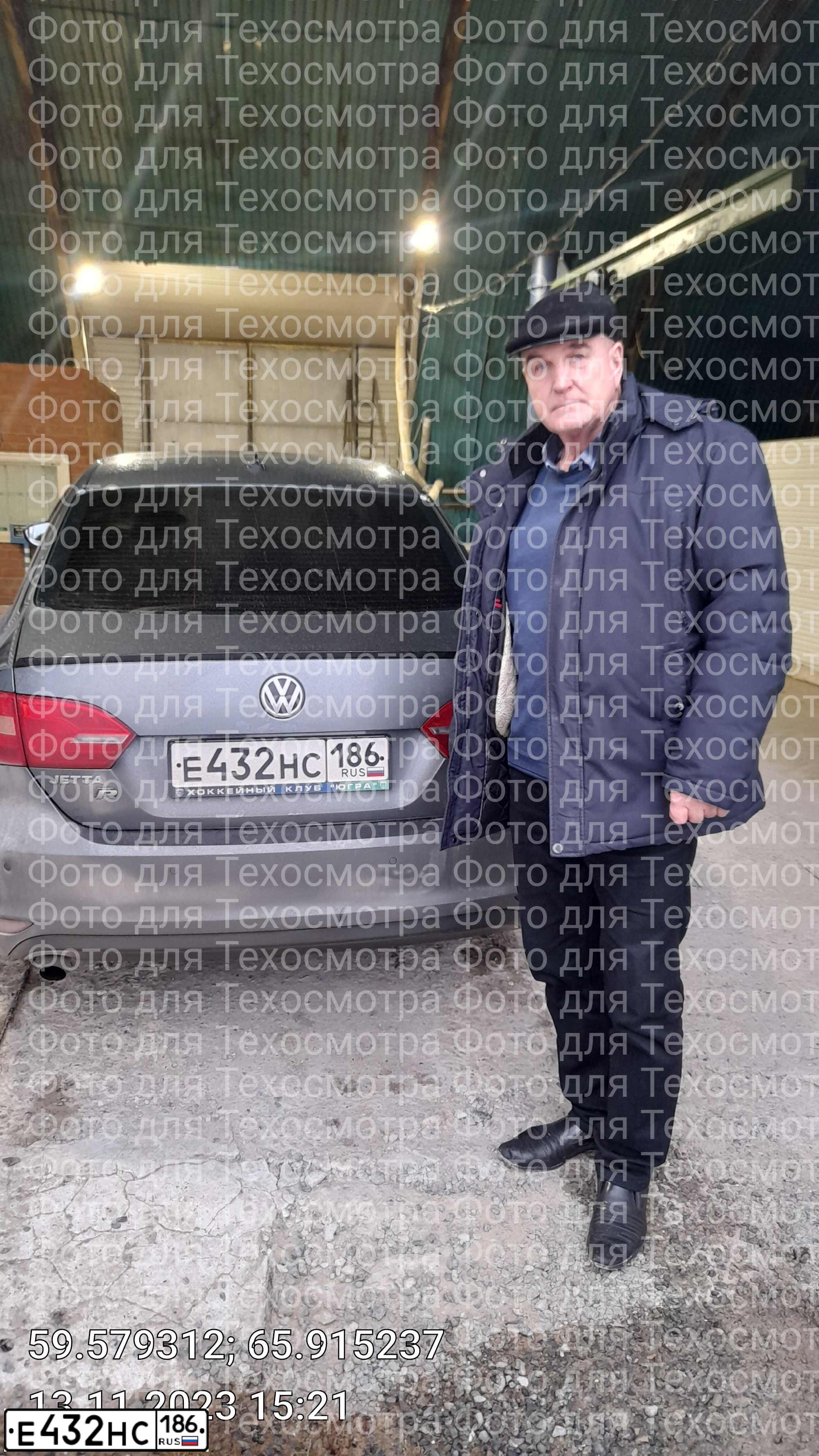 Фото автомобиля VOLKSWAGEN JETTA, 2012 — госномер Т848ХР86. Цвет: ТЕМНО-СЕРЫЙ