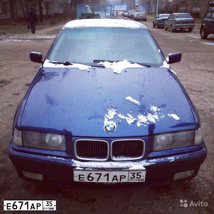 Фото автомобиля BMW SERIE 3, 1994 — госномер Н545РВ82. Цвет: синий